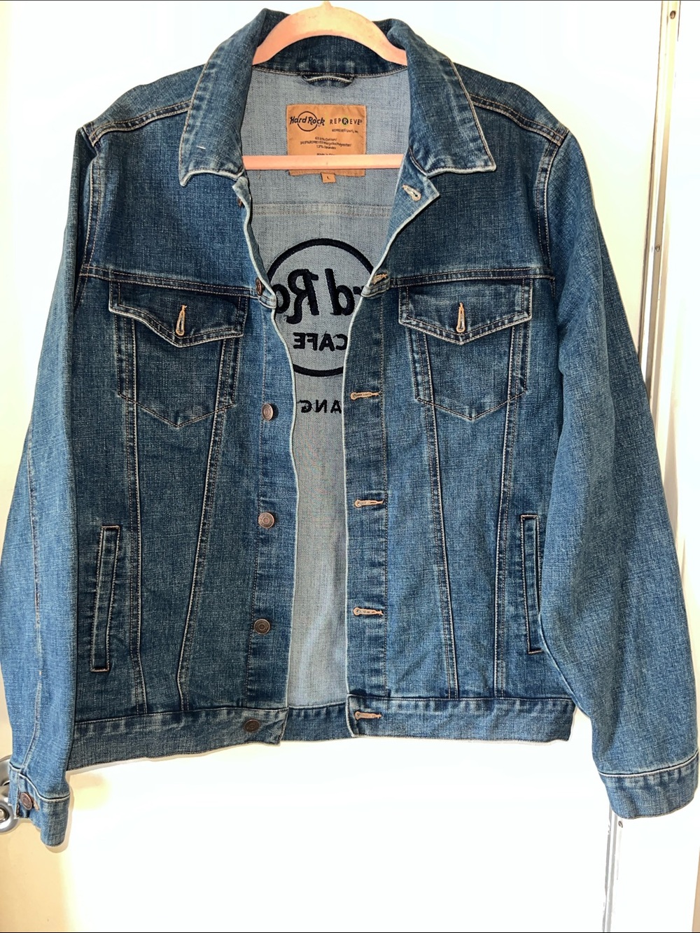 Hard Rock Cafe Blue Denim Jacket - Classic Trucker